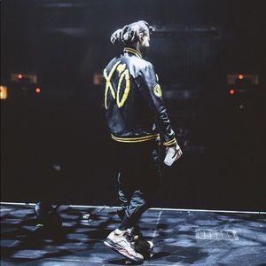 Meet your Posher, Xo